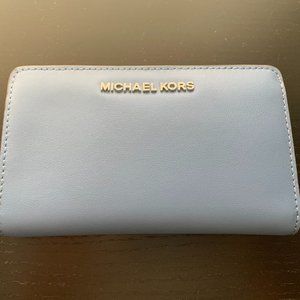 Michael Khors Wallet, Discount Shipping!